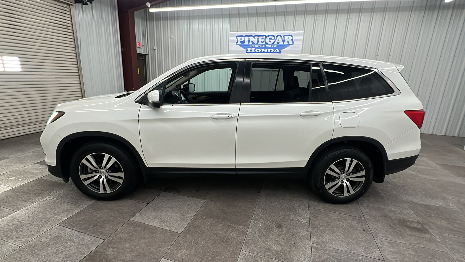 2018 Honda Pilot EX 2