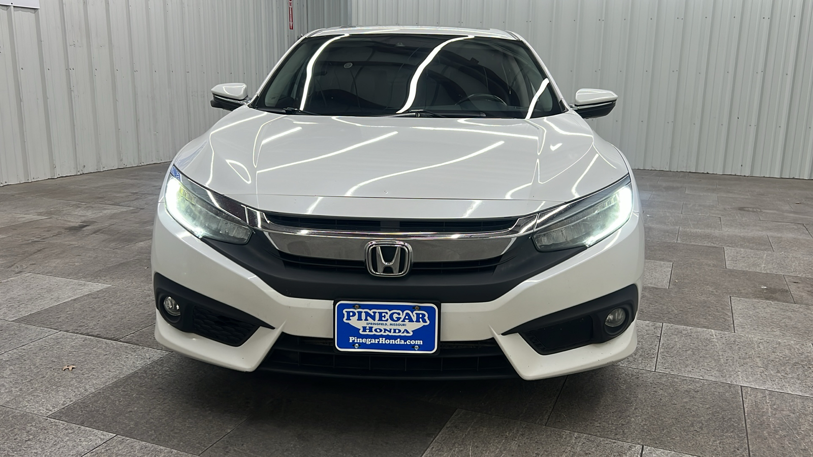 2016 Honda Civic Touring 11