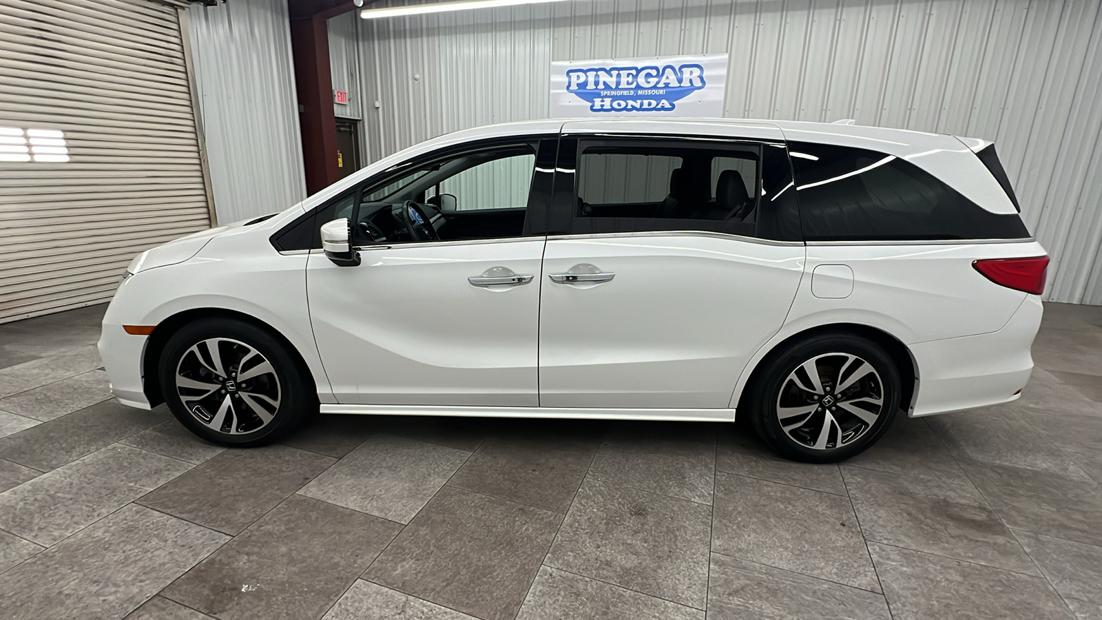 2020 Honda Odyssey Elite 2