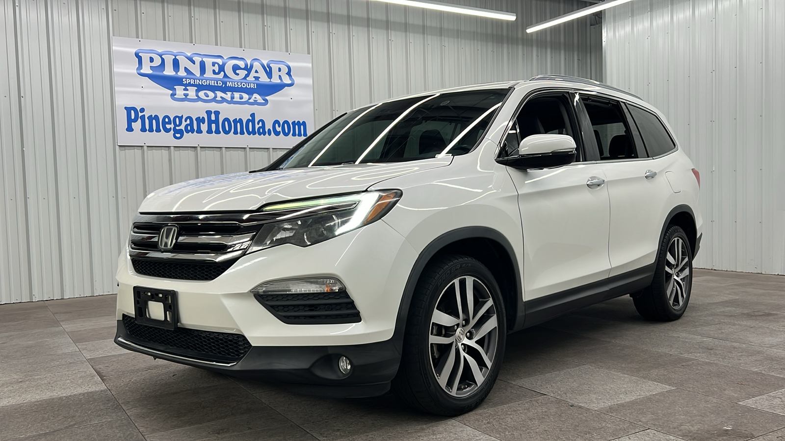 2016 Honda Pilot Elite 1