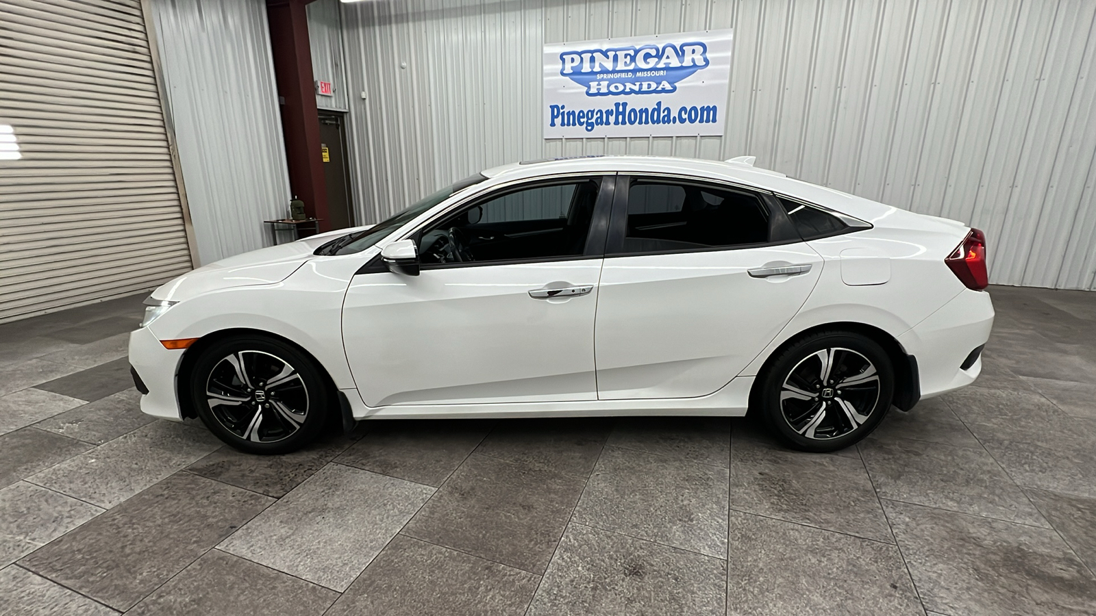 2017 Honda Civic Touring 2