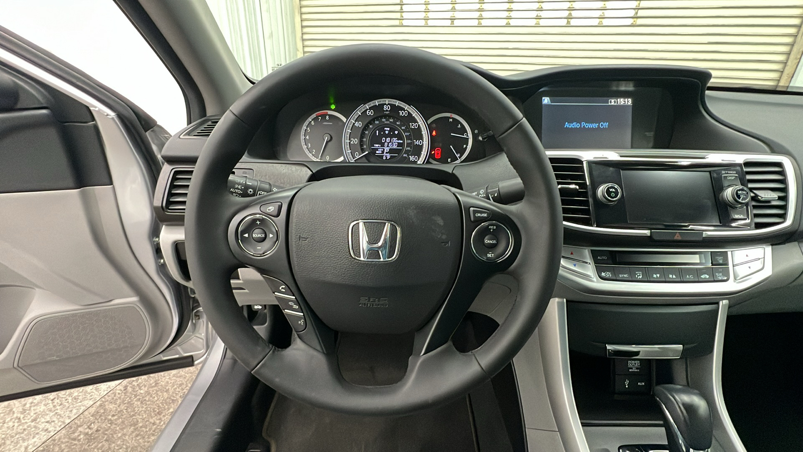 2015 Honda Accord EX-L 23