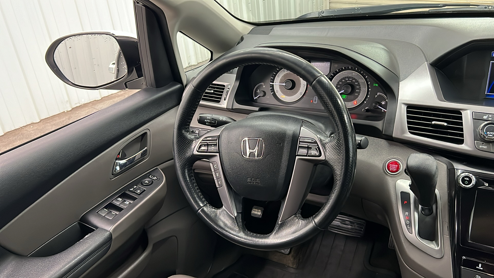 2015 Honda Odyssey EX-L 16