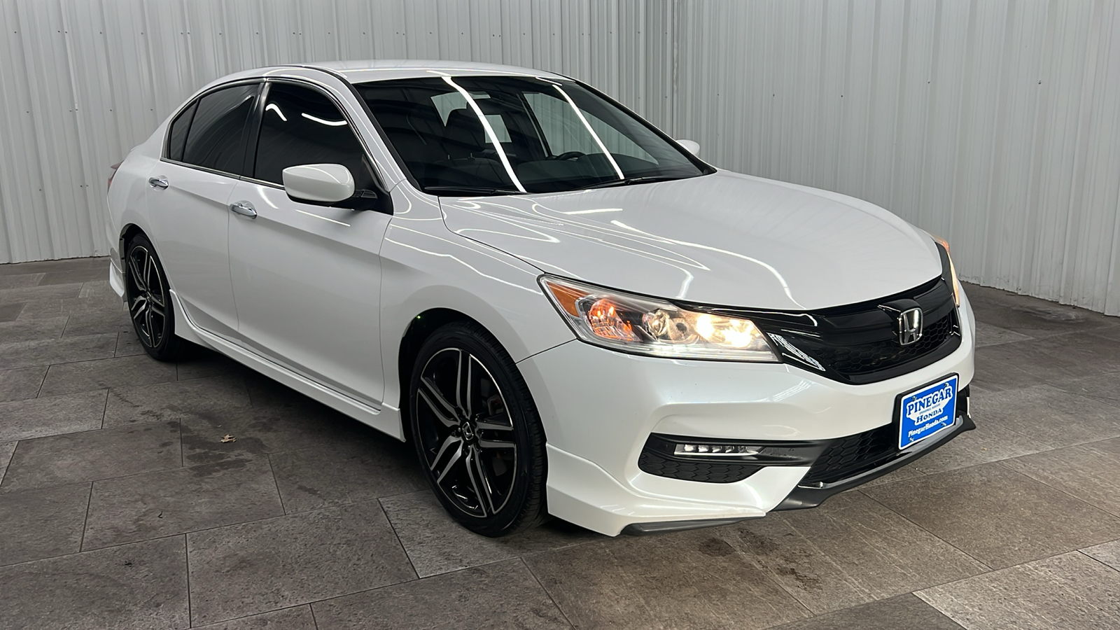 2017 Honda Accord Sport Special Edition 10