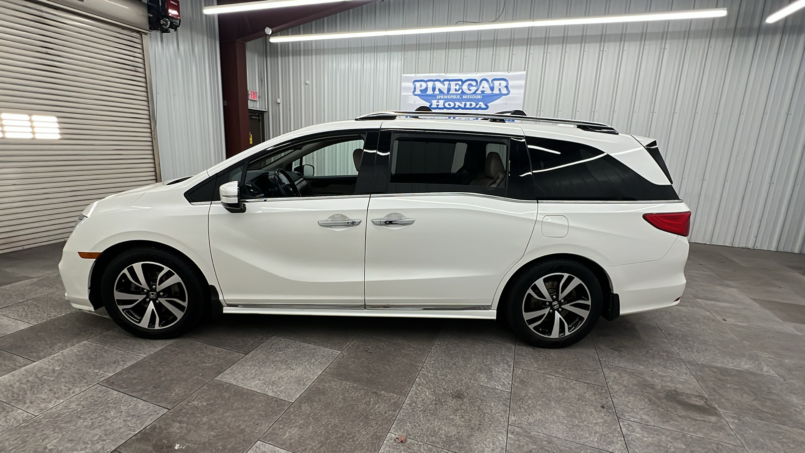 2019 Honda Odyssey Elite 2