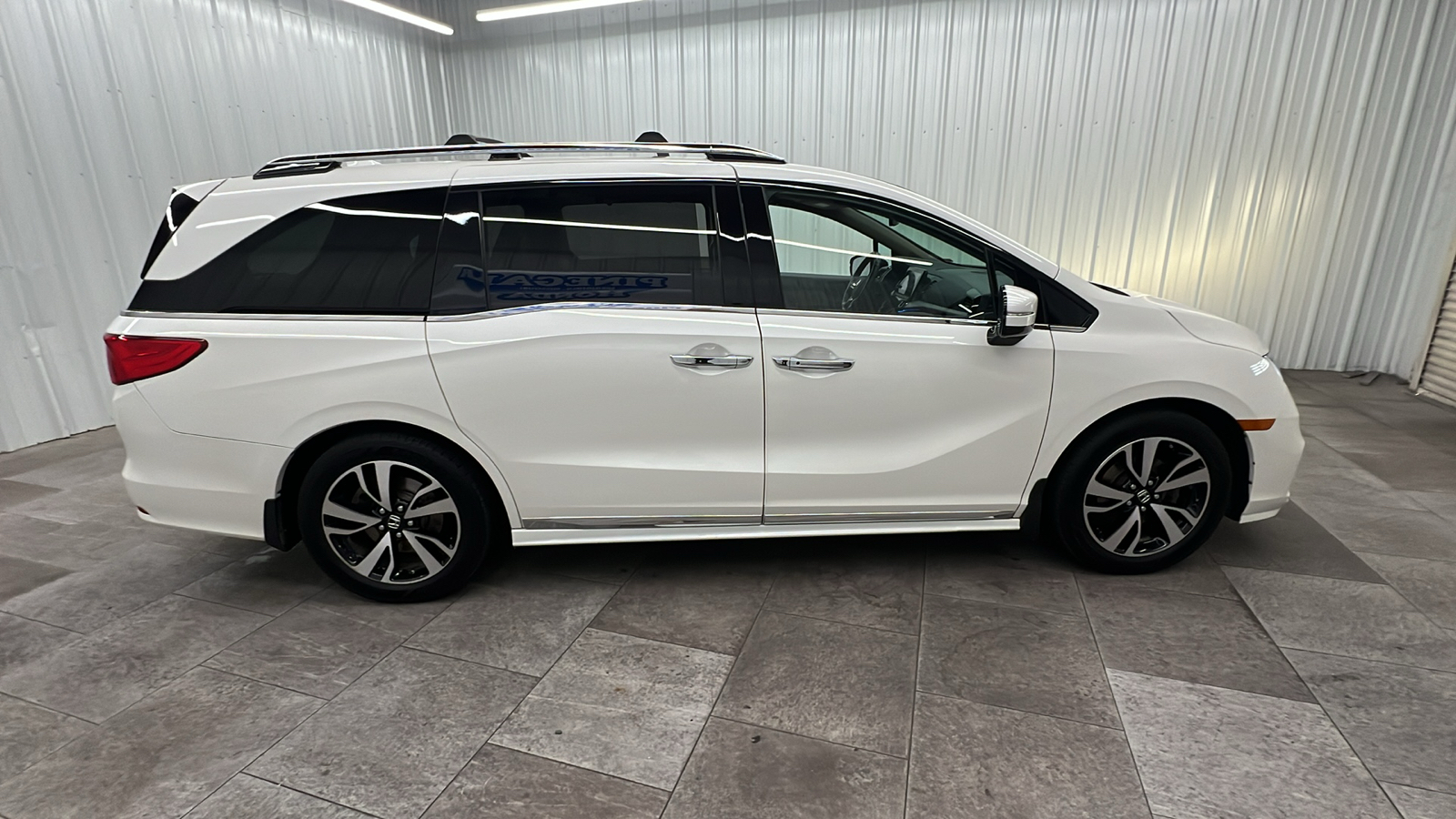 2019 Honda Odyssey Elite 9