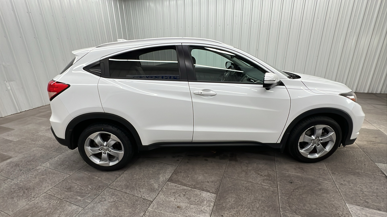 2016 Honda HR-V EX-L 8