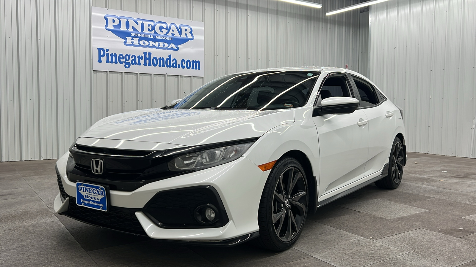 2019 Honda Civic Sport 1