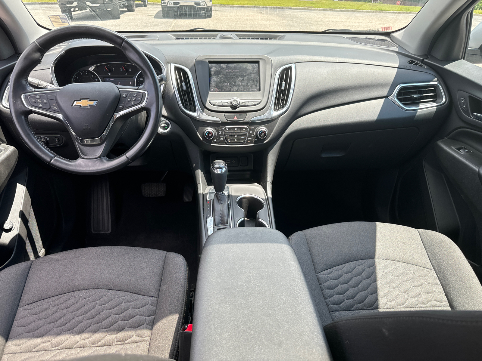 2021 Chevrolet Equinox LT 24