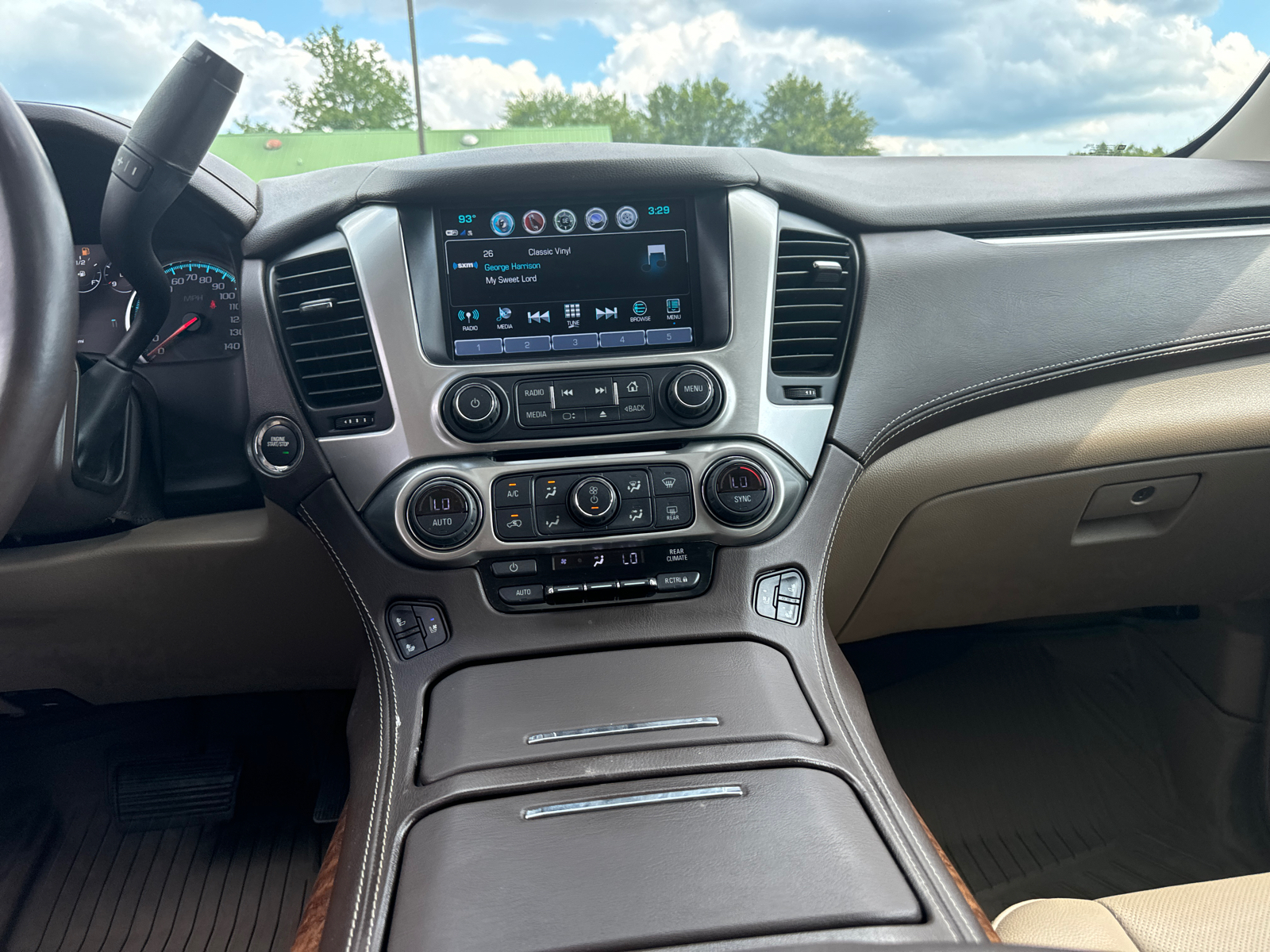 2020 Chevrolet Tahoe Premier 27