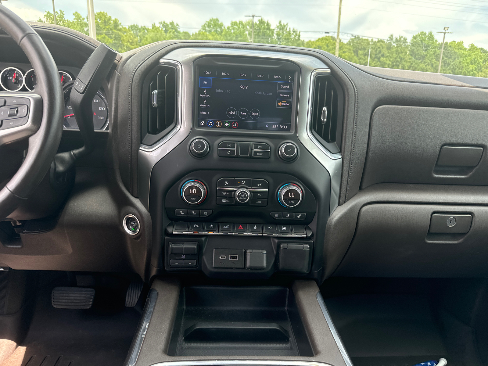 2019 Chevrolet Silverado 1500 LTZ 24