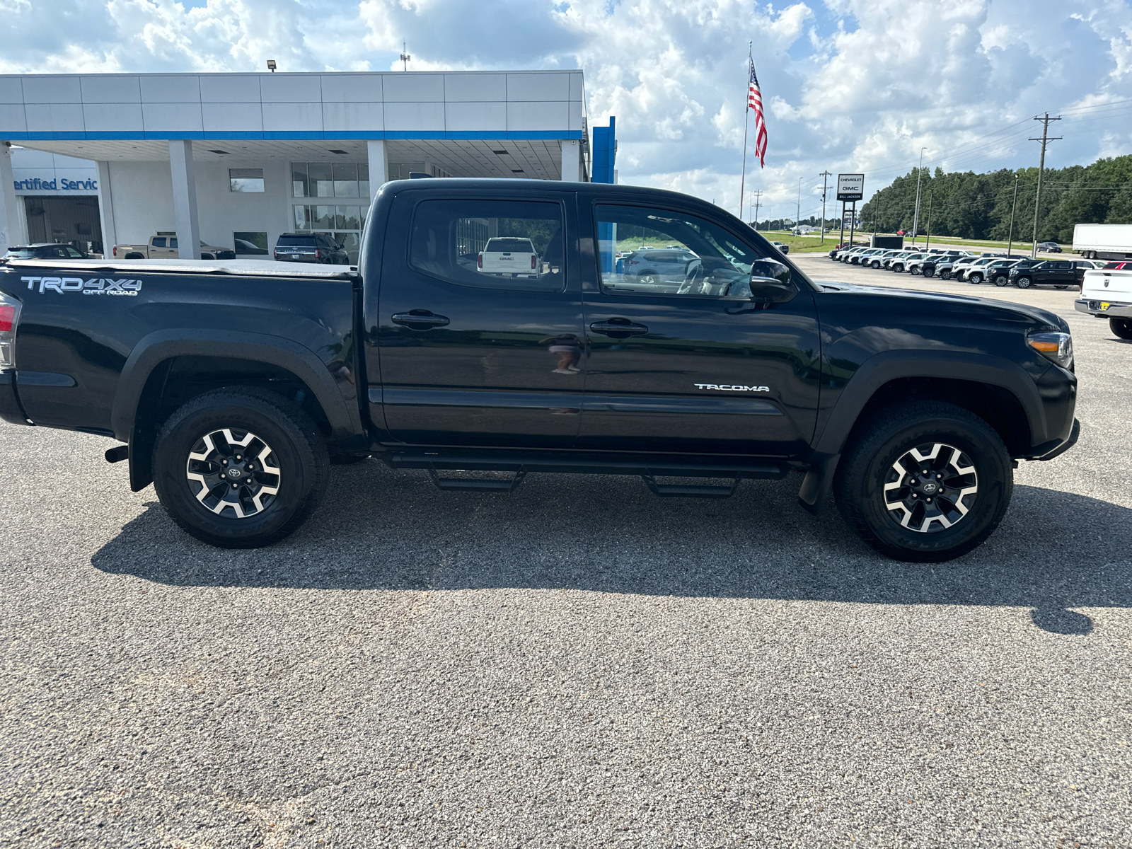 2021 Toyota Tacoma SR5 8