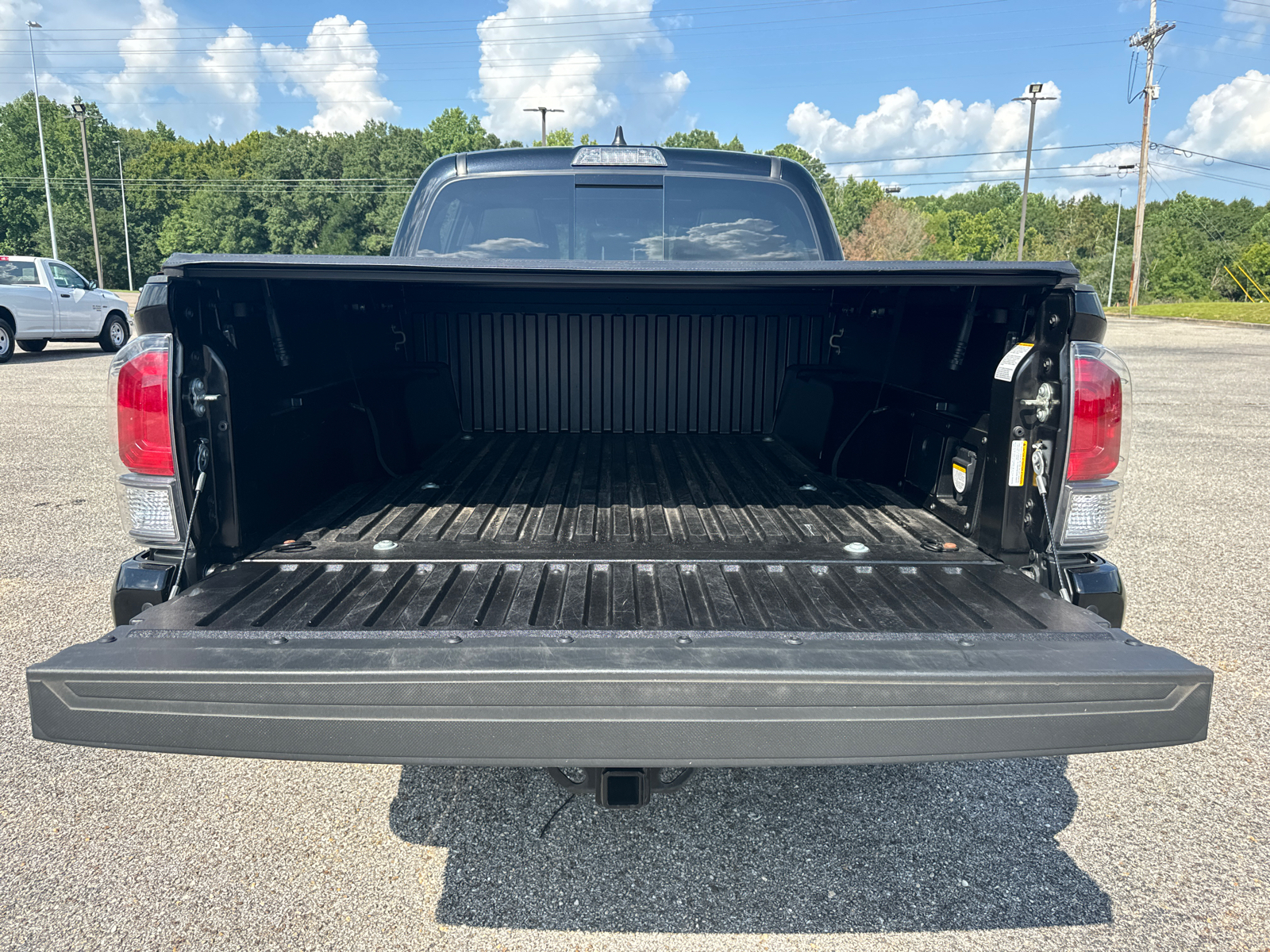 2021 Toyota Tacoma SR5 10