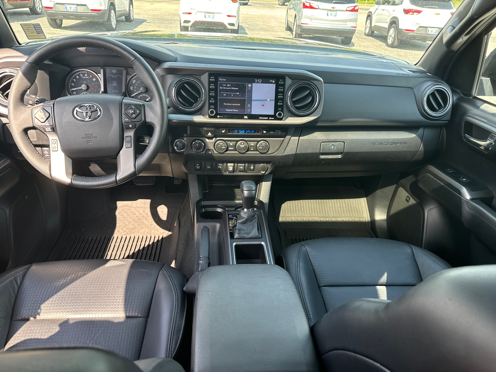 2021 Toyota Tacoma SR5 25