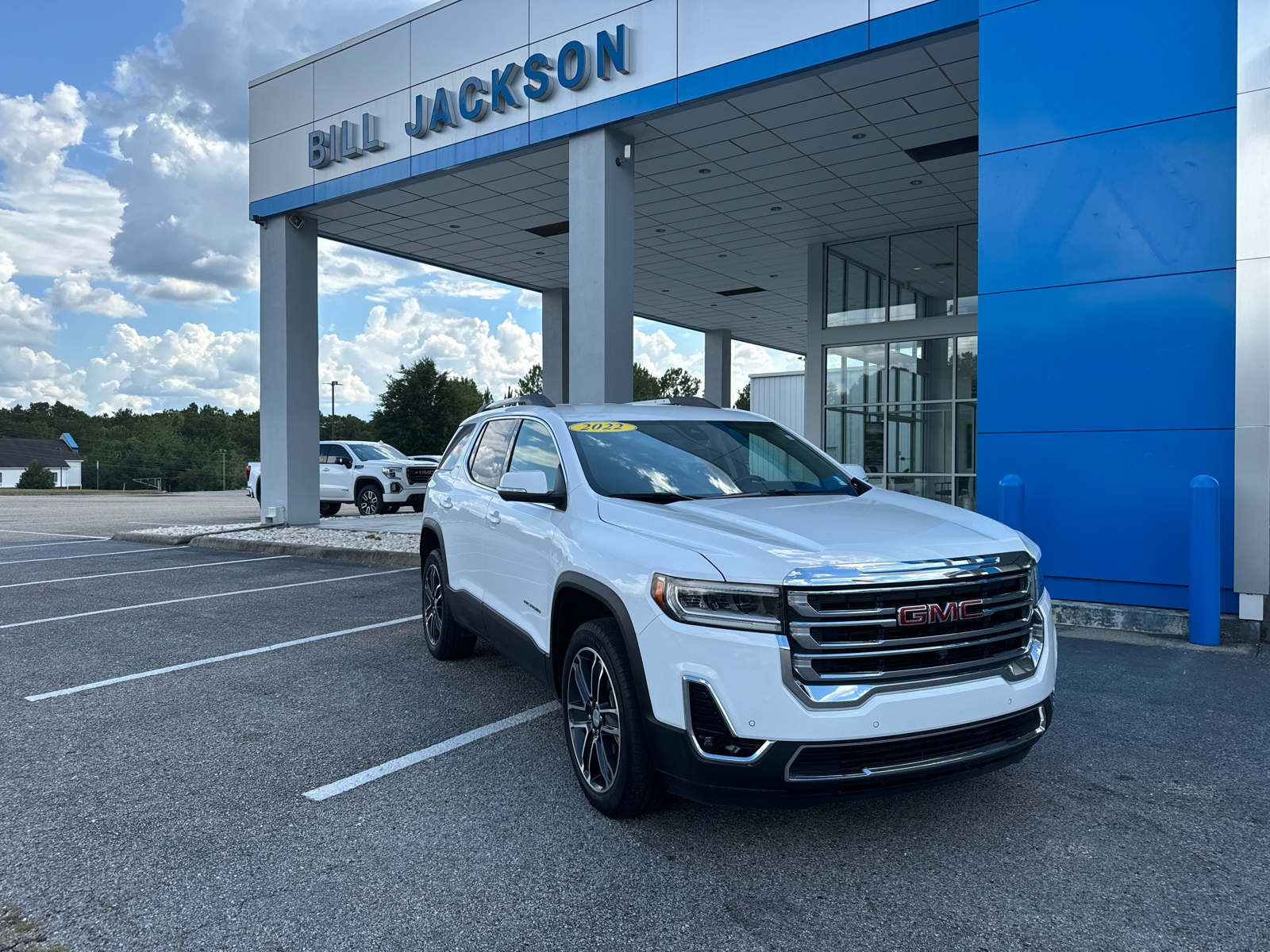 2022 GMC Acadia SLT 1