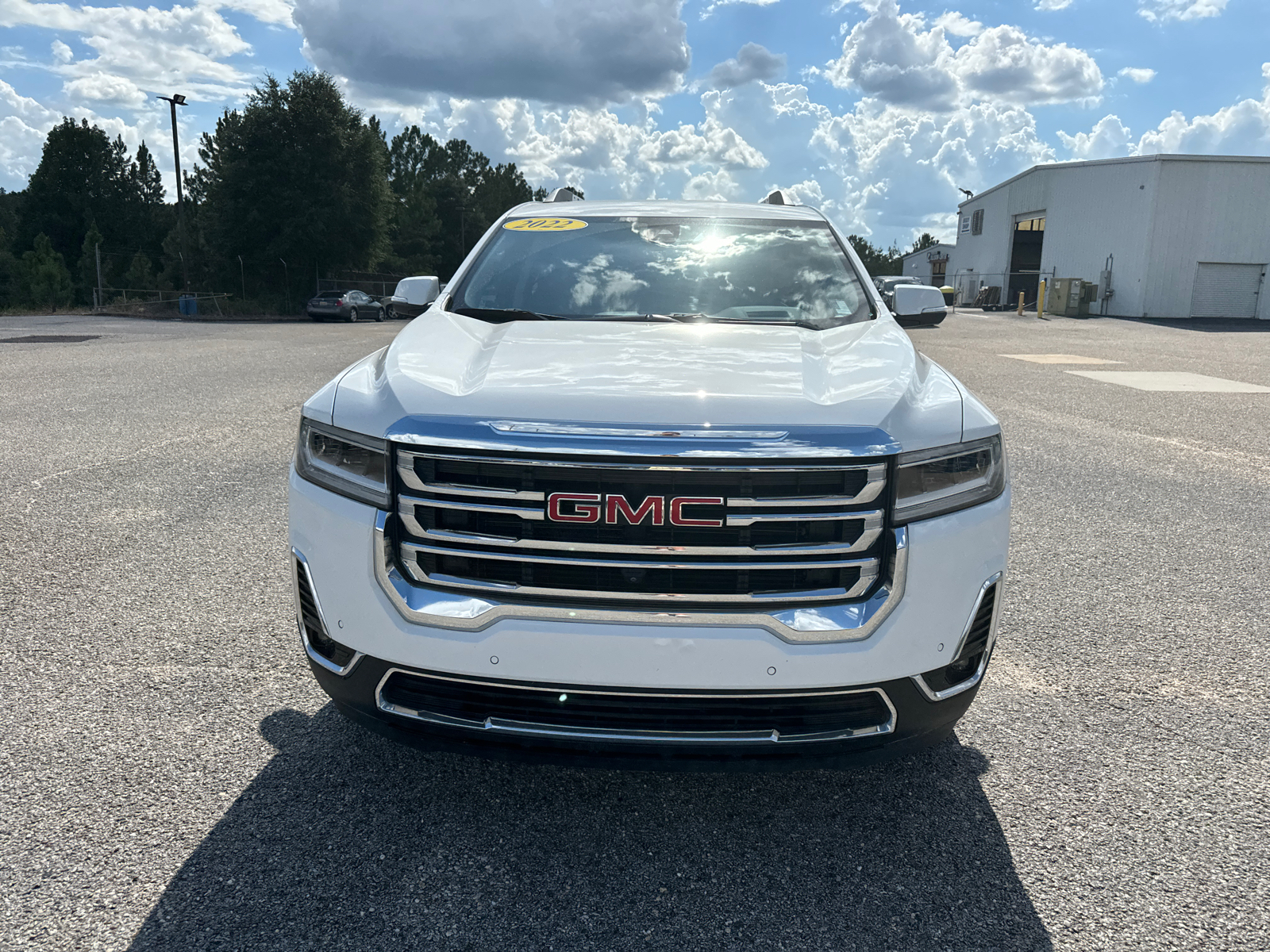 2022 GMC Acadia SLT 2