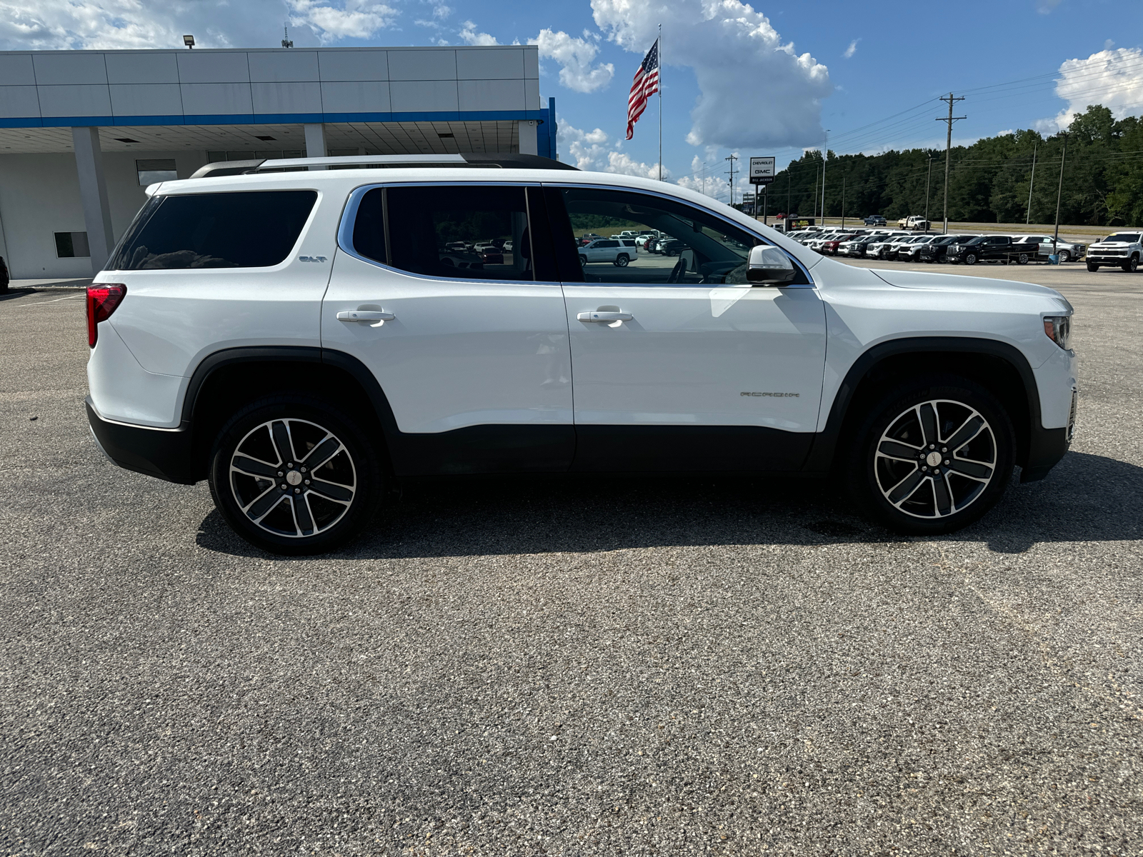 2022 GMC Acadia SLT 8