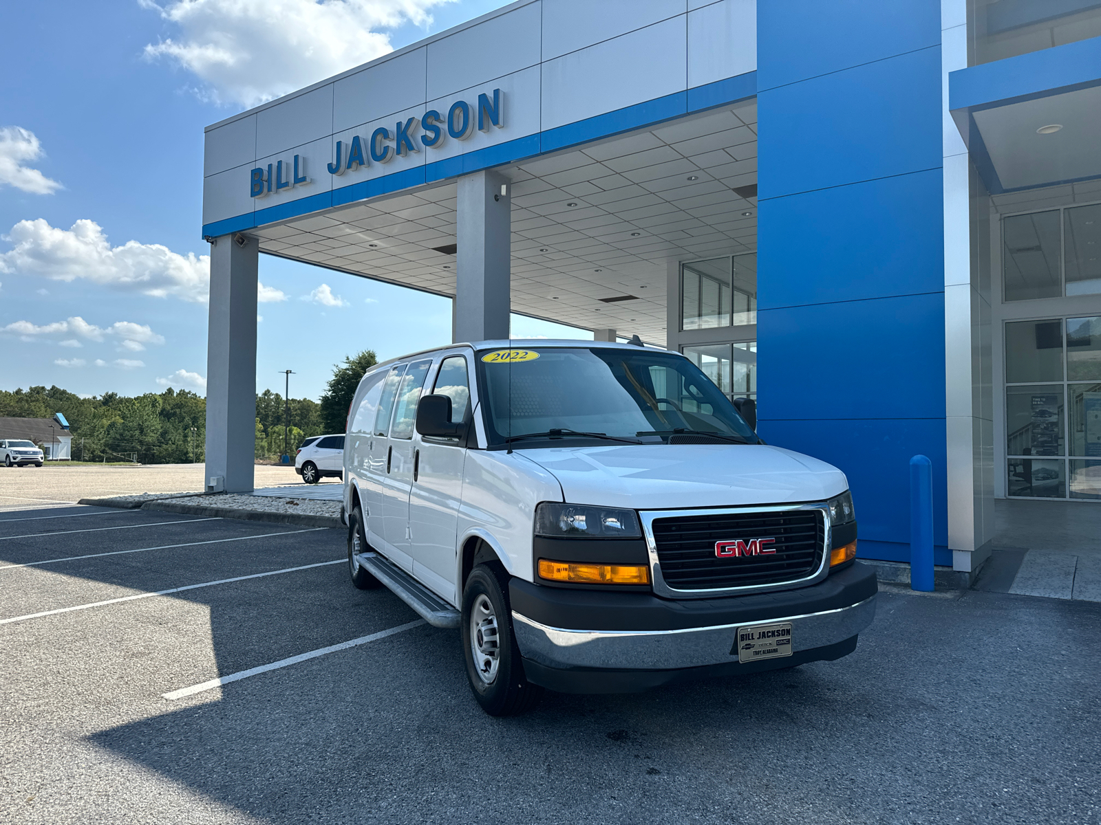 2022 GMC Savana 2500 Work Van 1