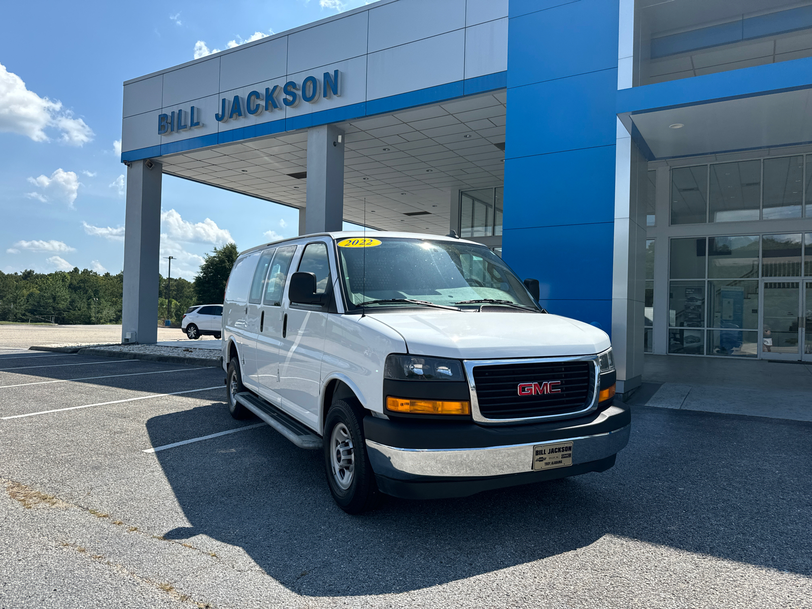 2022 GMC Savana 2500 Work Van 1