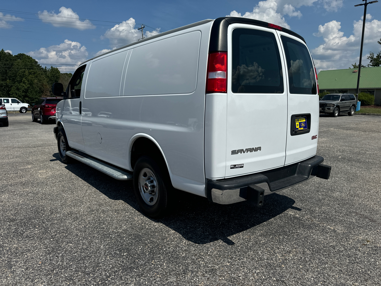 2022 GMC Savana 2500 Work Van 5