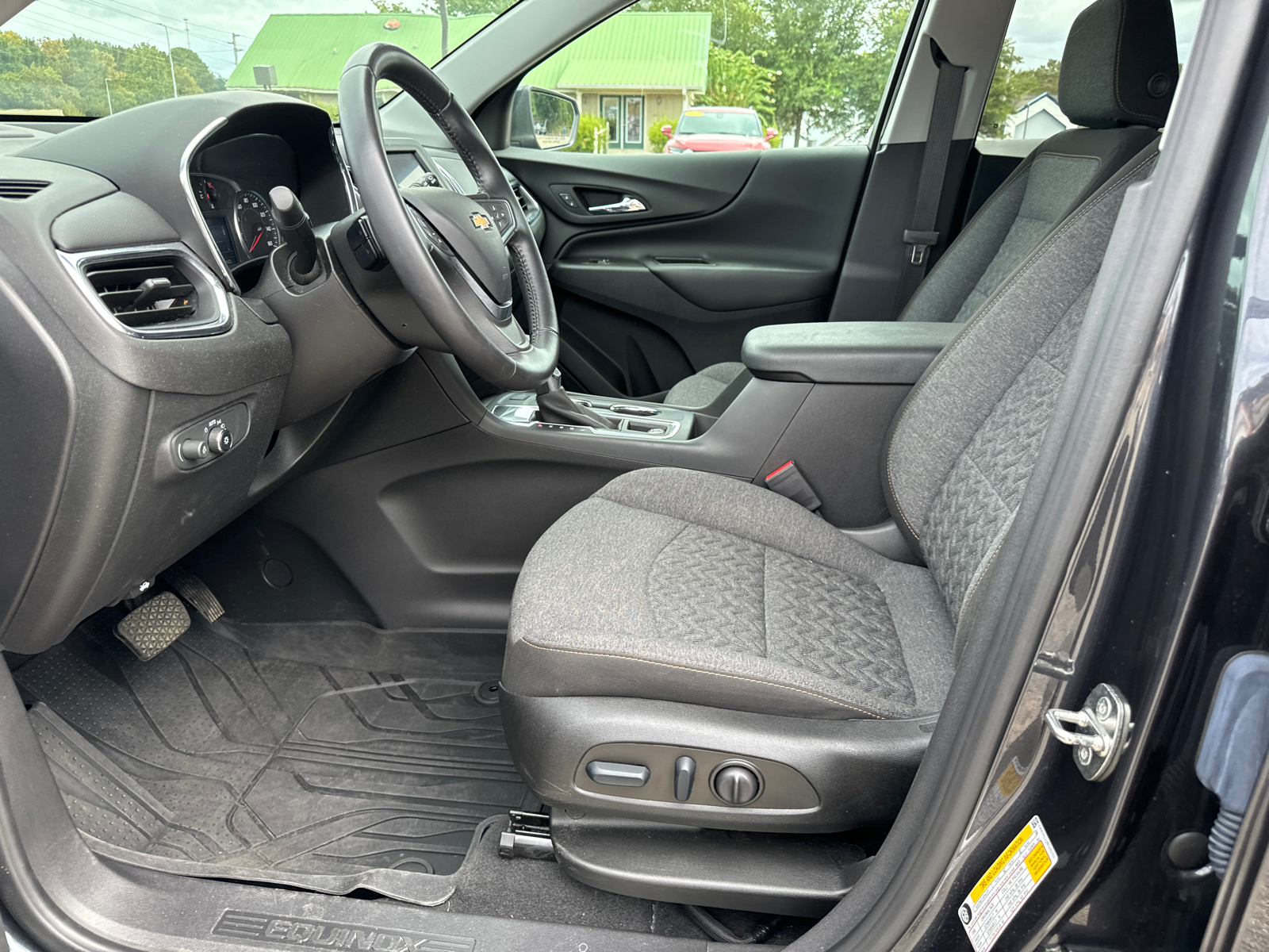 2022 Chevrolet Equinox LT 21