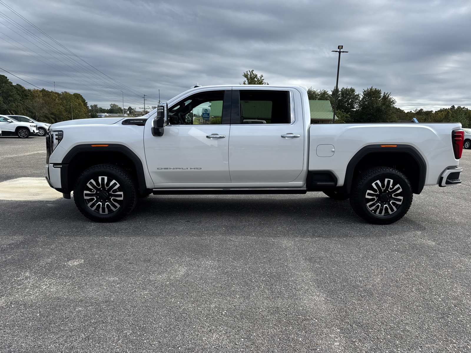 2025 GMC Sierra 2500HD Denali Ultimate 4