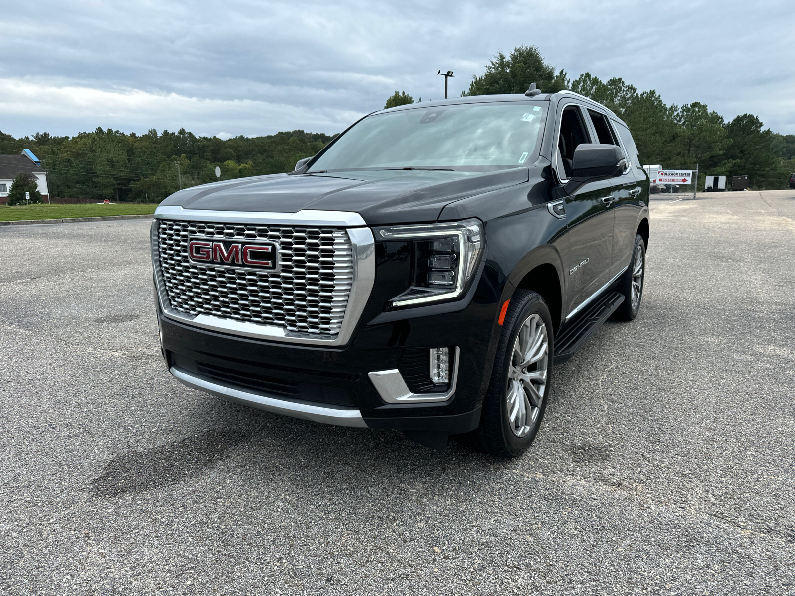 2021 GMC Yukon Denali 3