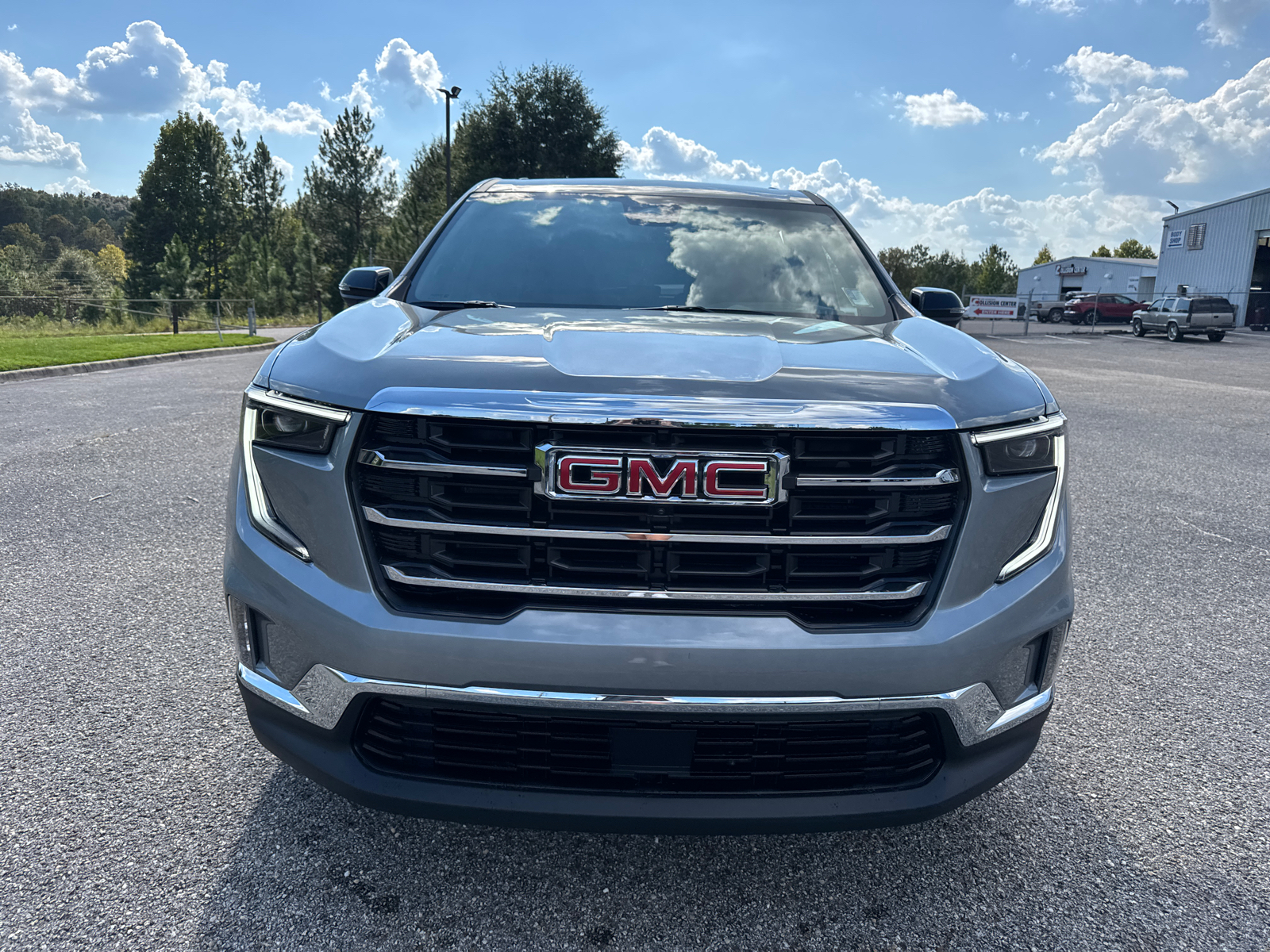 2024 GMC Acadia Elevation 2