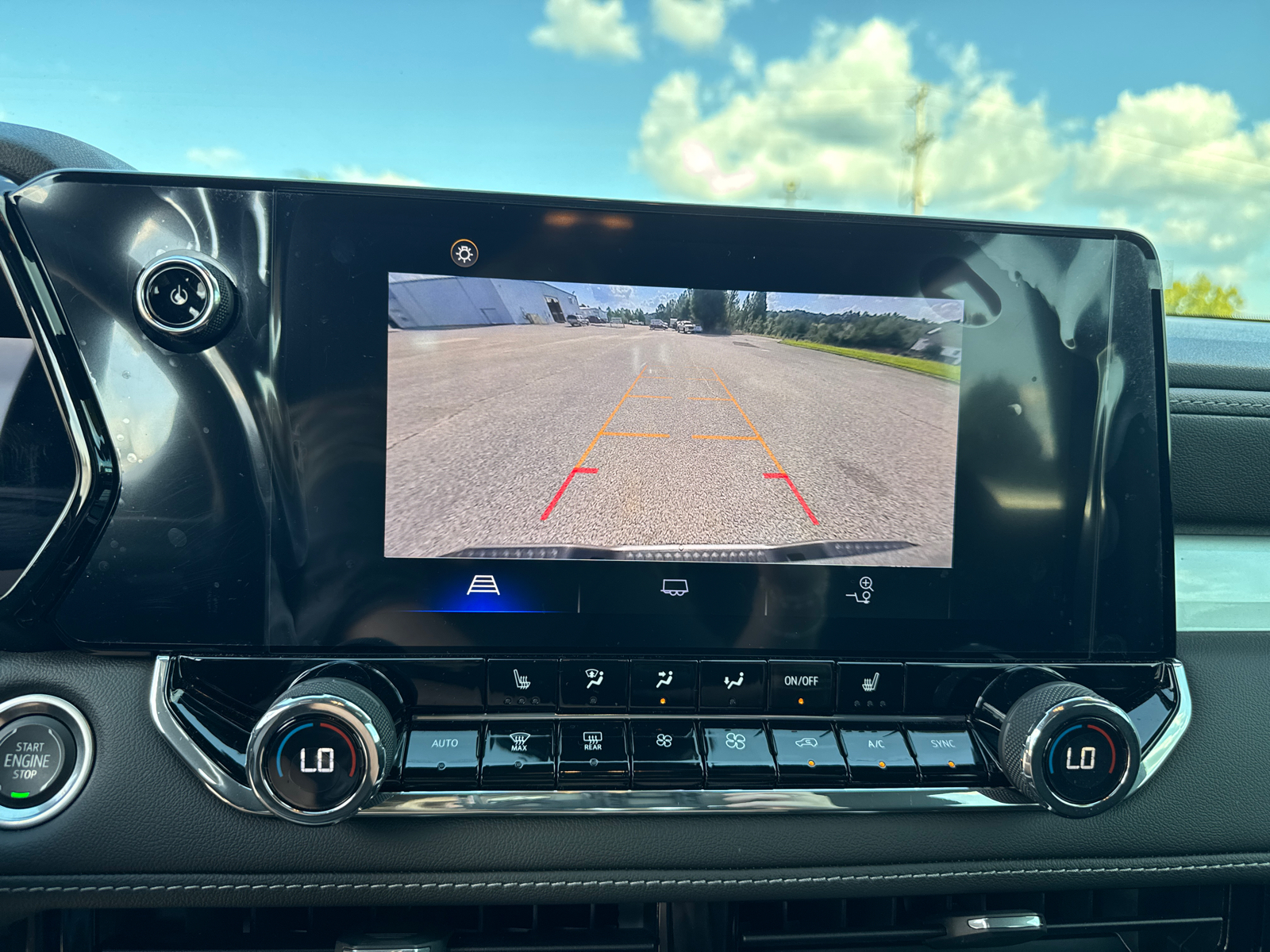 2023 Chevrolet Colorado LT 18