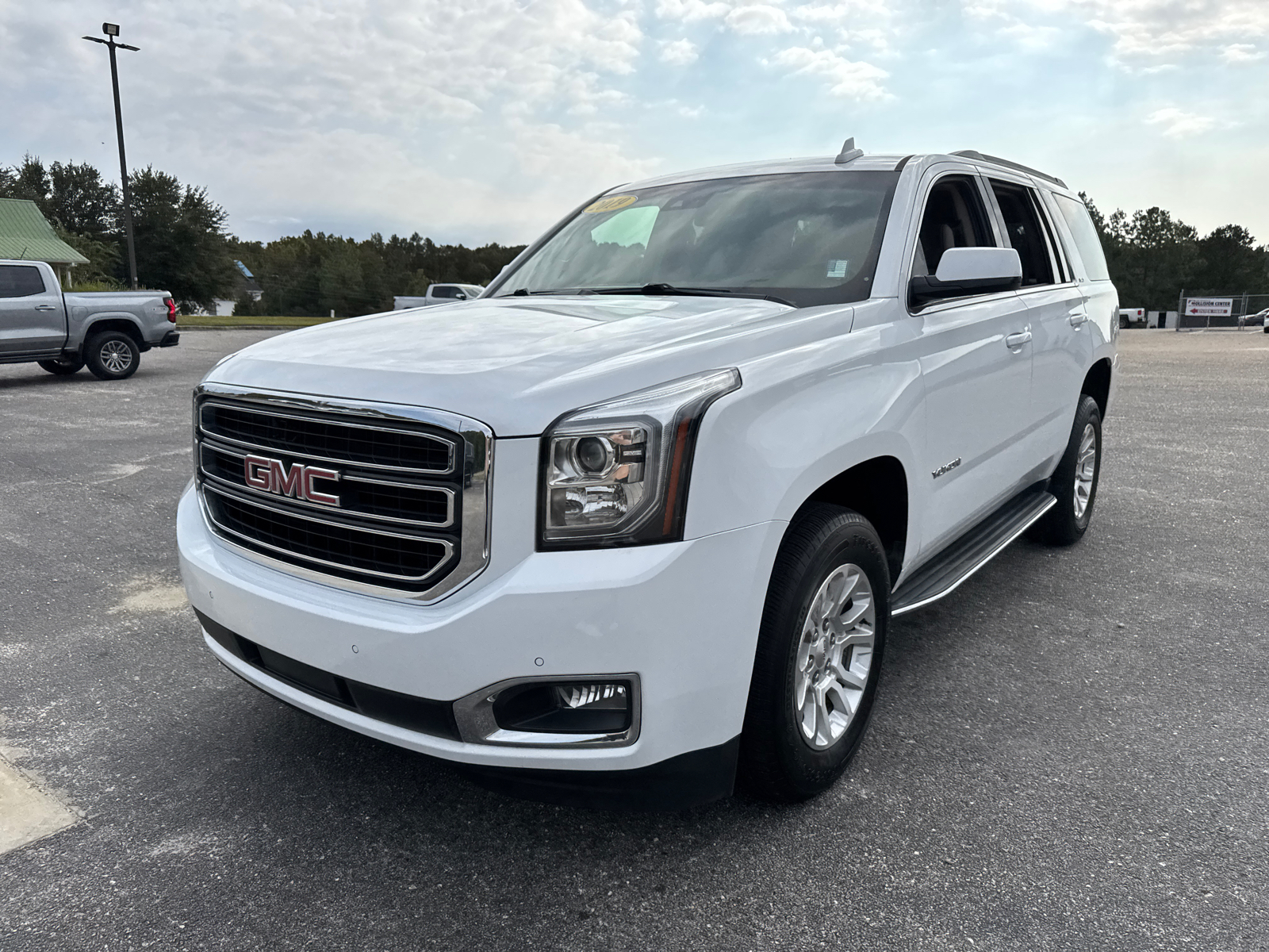 2019 GMC Yukon SLT 3