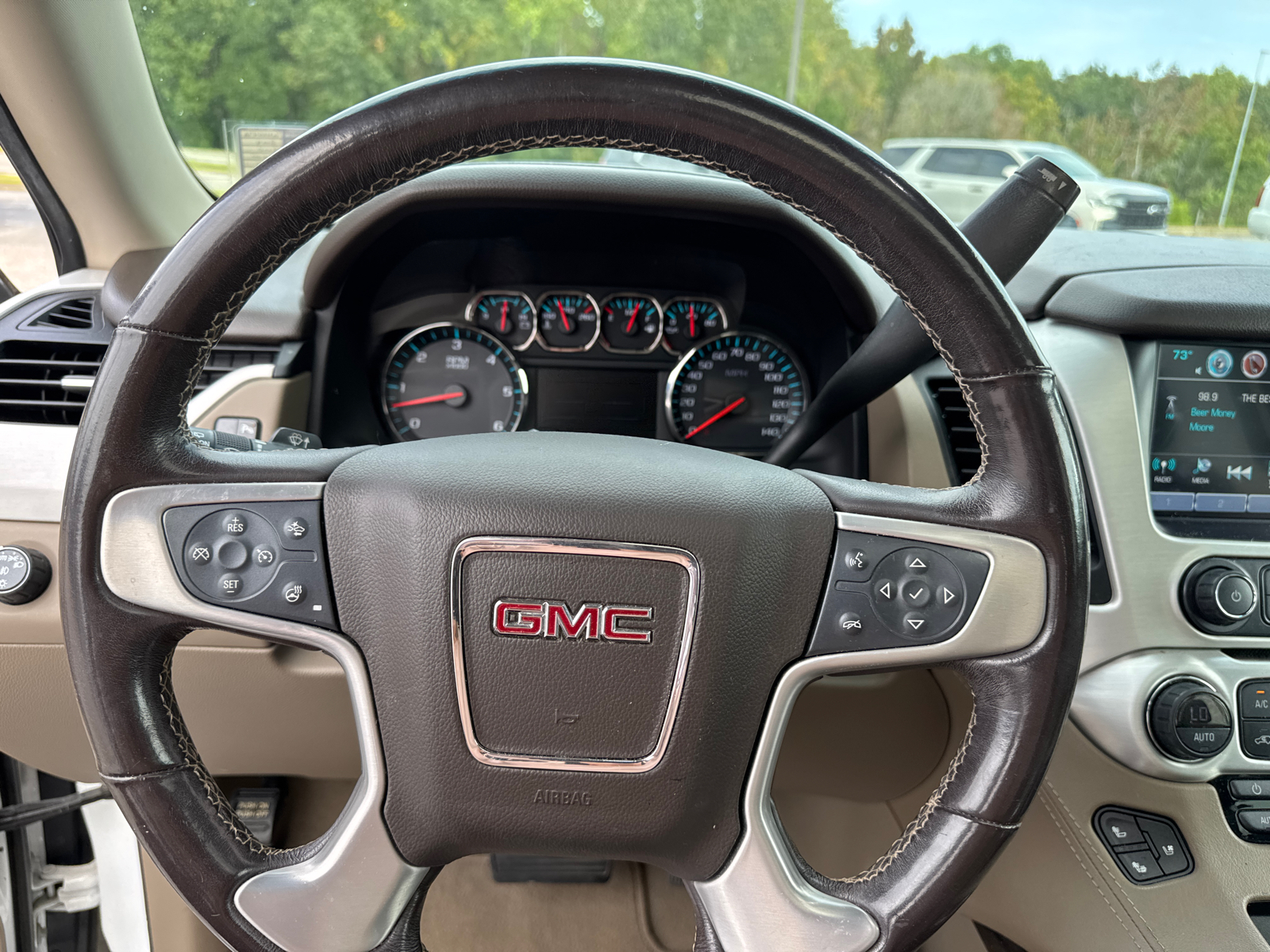 2019 GMC Yukon SLT 15