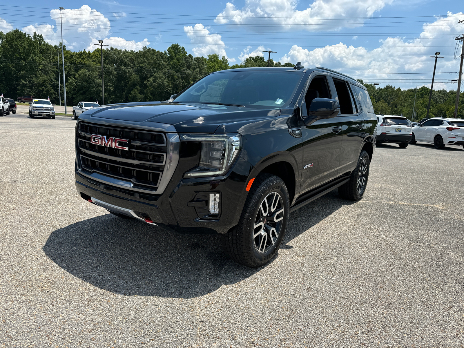 2024 GMC Yukon AT4 3