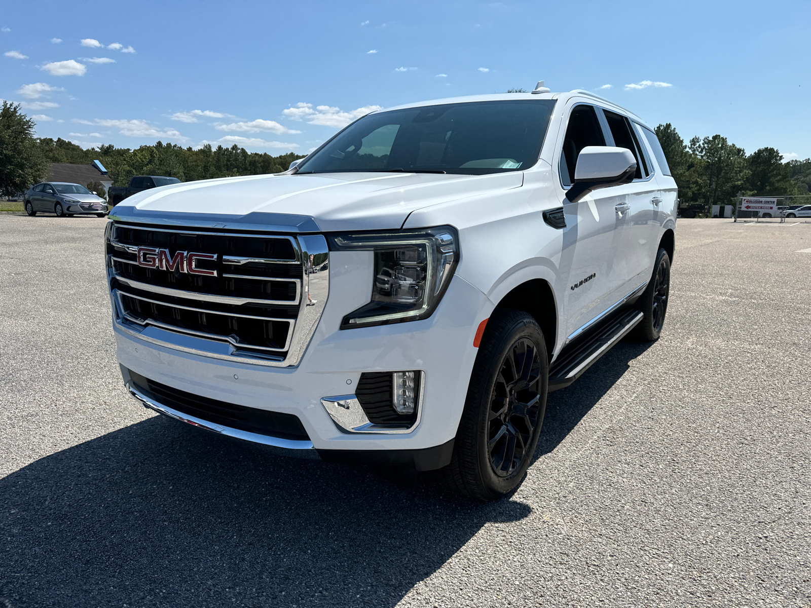 2024 GMC Yukon SLT 3