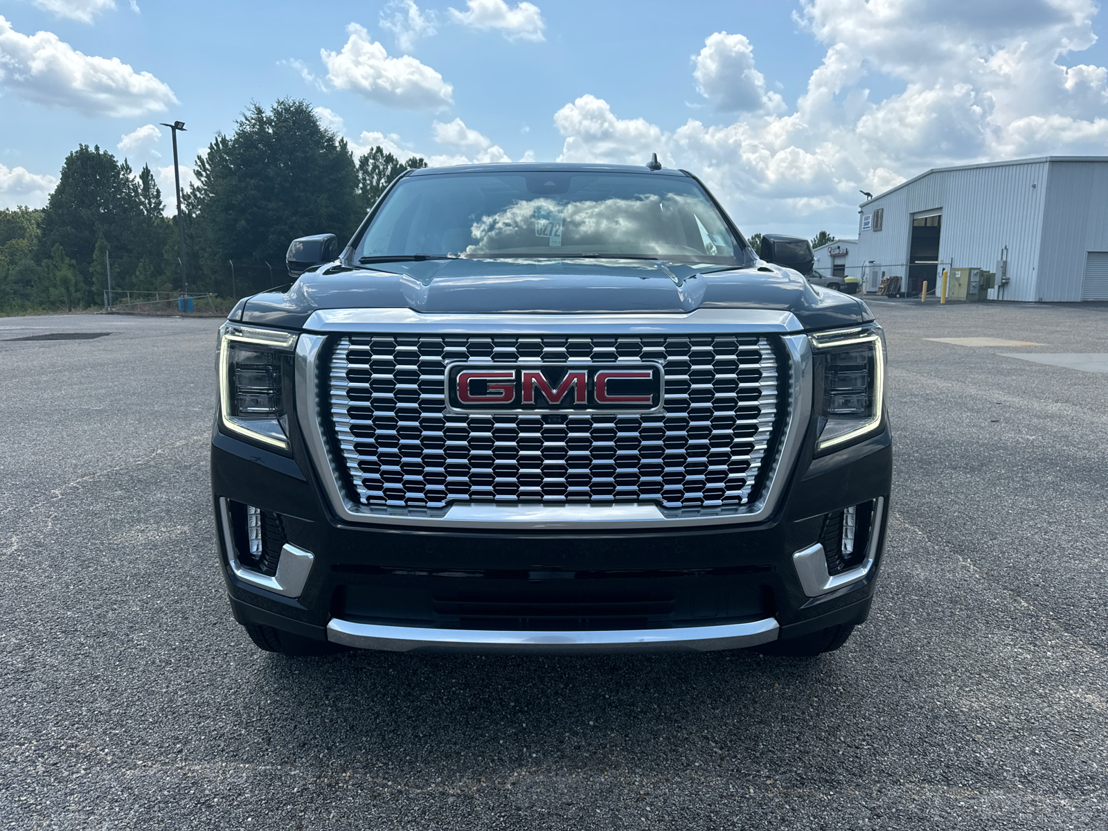 2024 GMC Yukon Denali 2