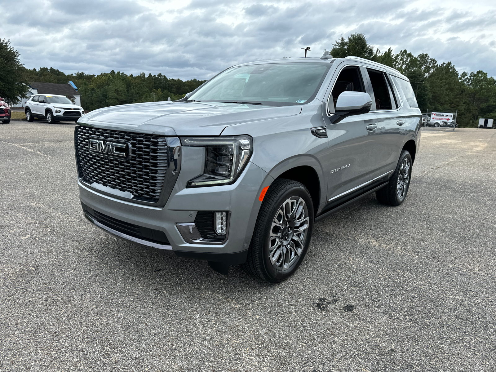 2024 GMC Yukon Denali Ultimate 3