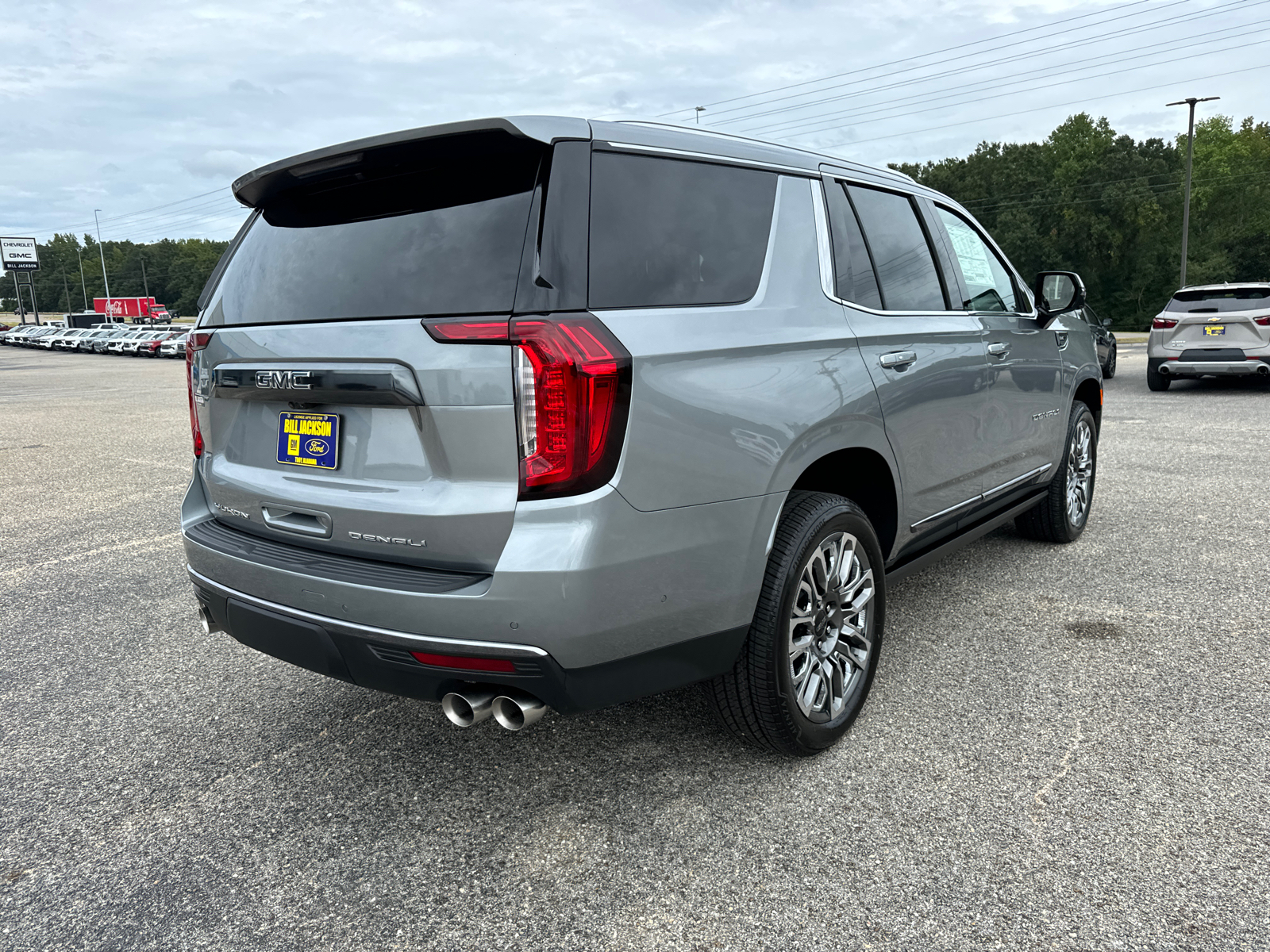 2024 GMC Yukon Denali Ultimate 7