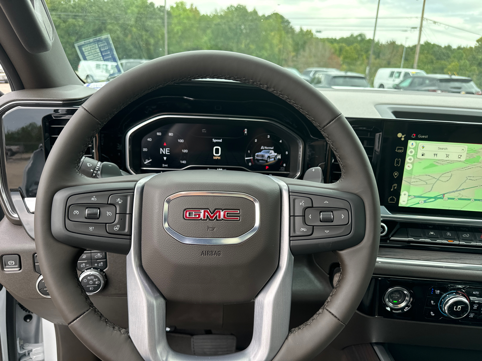 2024 GMC Sierra 1500 SLT 16