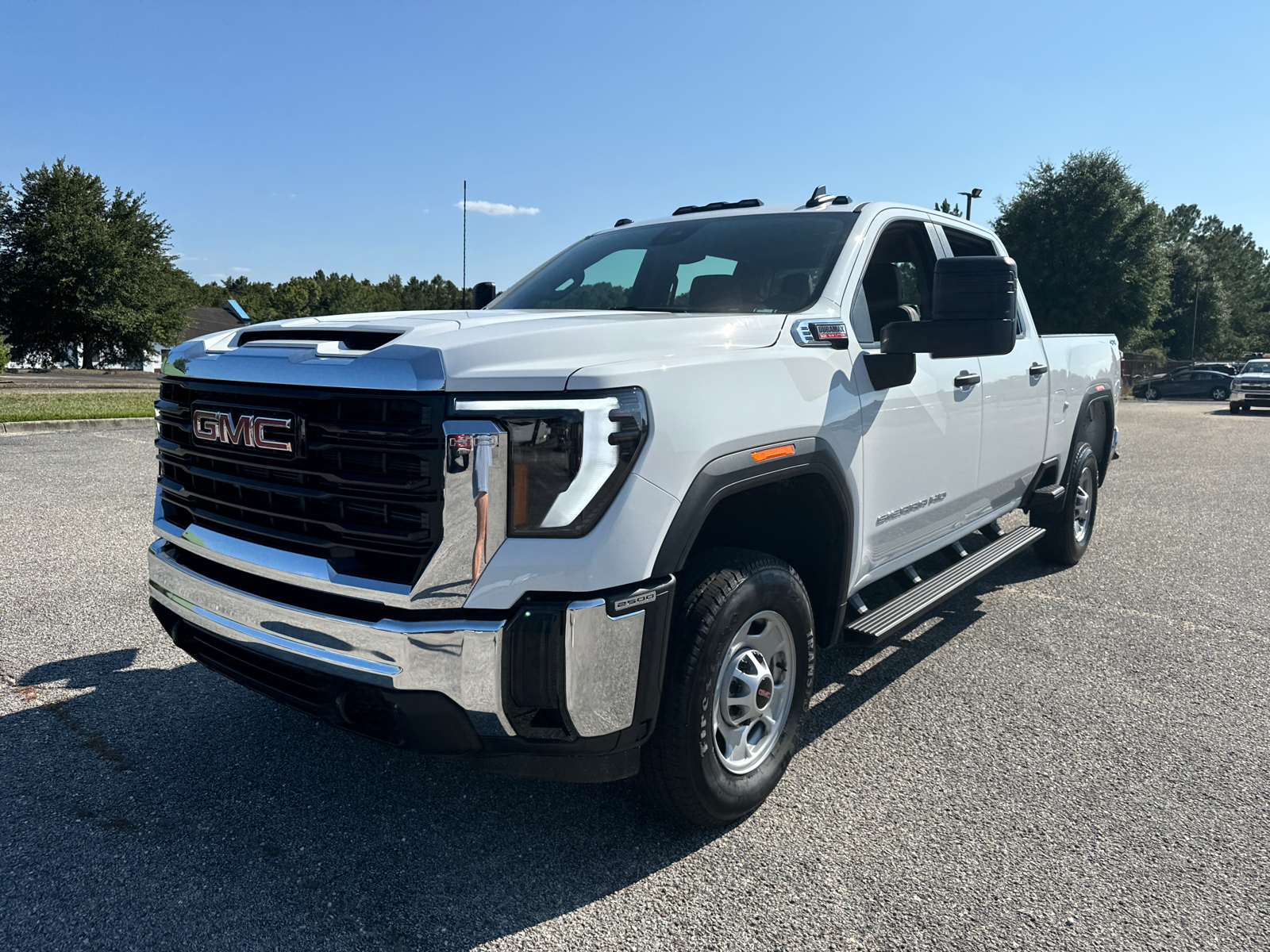 2024 GMC Sierra 2500HD Pro 3