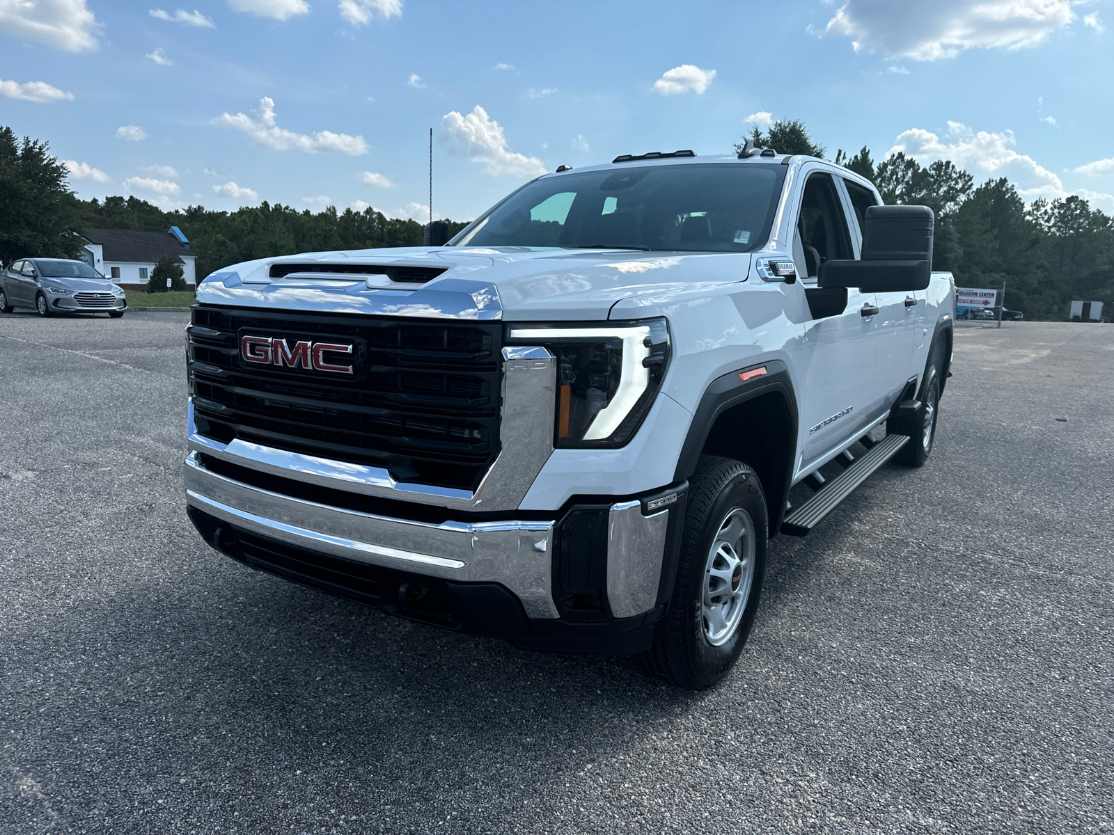 2024 GMC Sierra 2500HD Pro 3