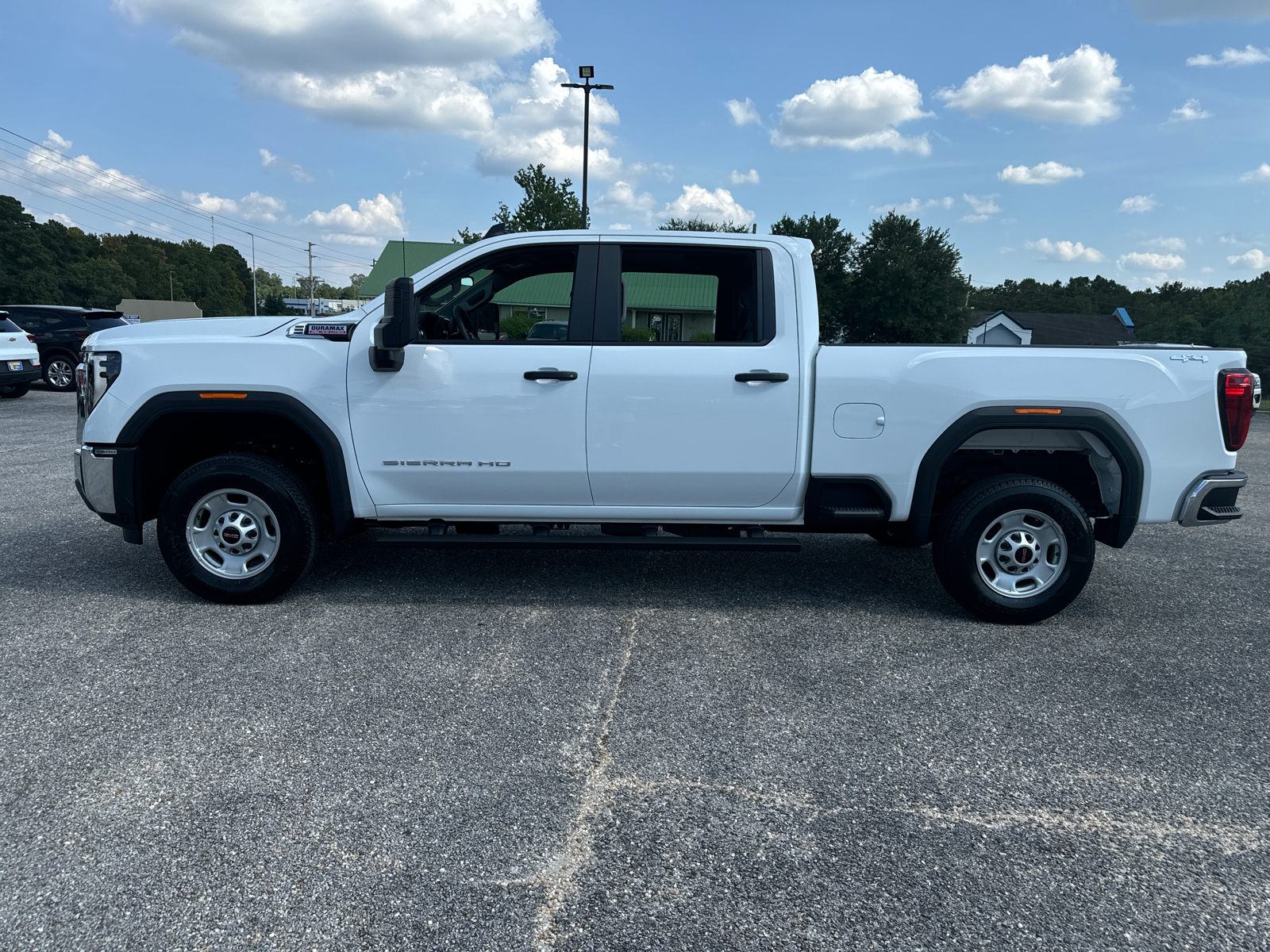 2024 GMC Sierra 2500HD Pro 4