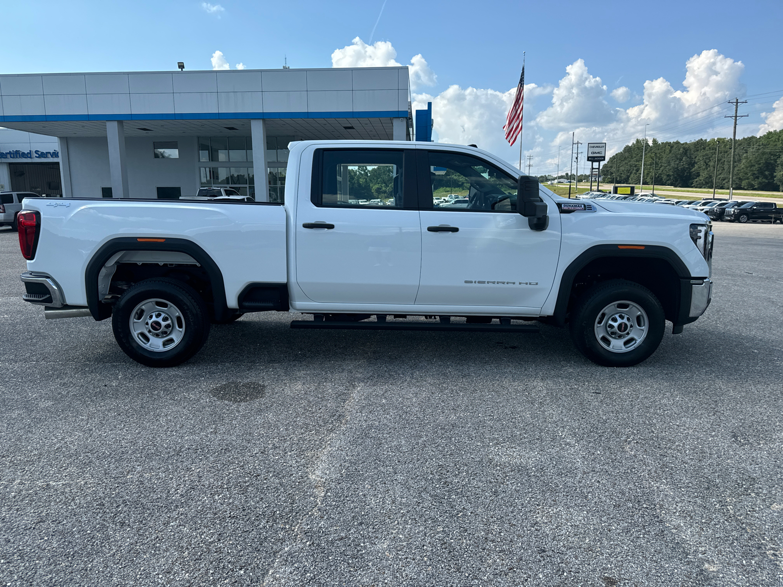 2024 GMC Sierra 2500HD Pro 8