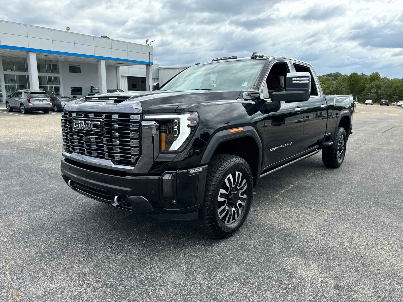 2024 GMC Sierra 2500HD Denali Ultimate 3