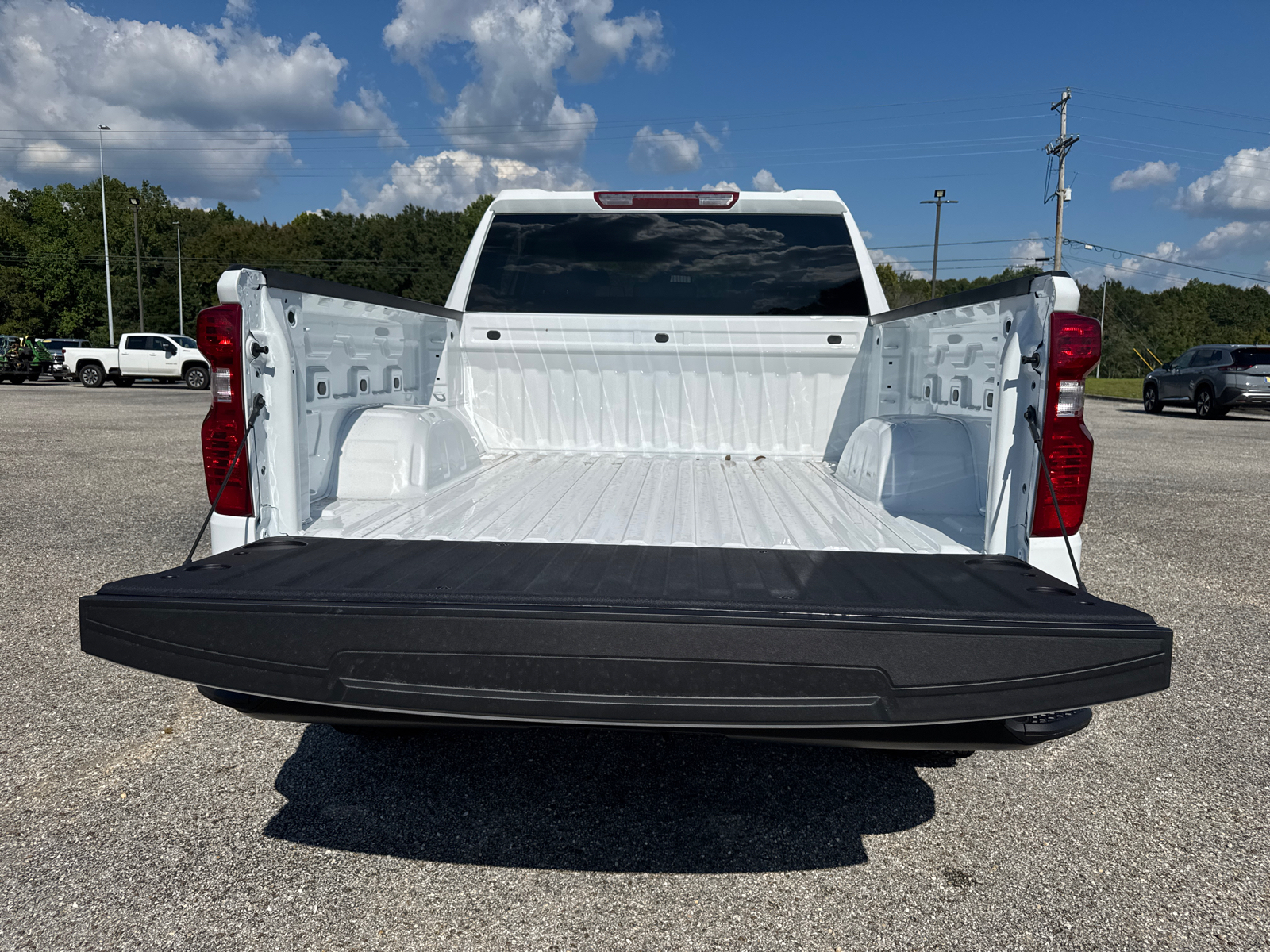 2025 Chevrolet Silverado 1500 WT 10