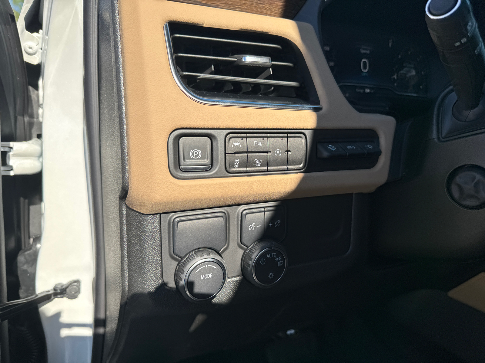 2024 Chevrolet Tahoe Premier 14