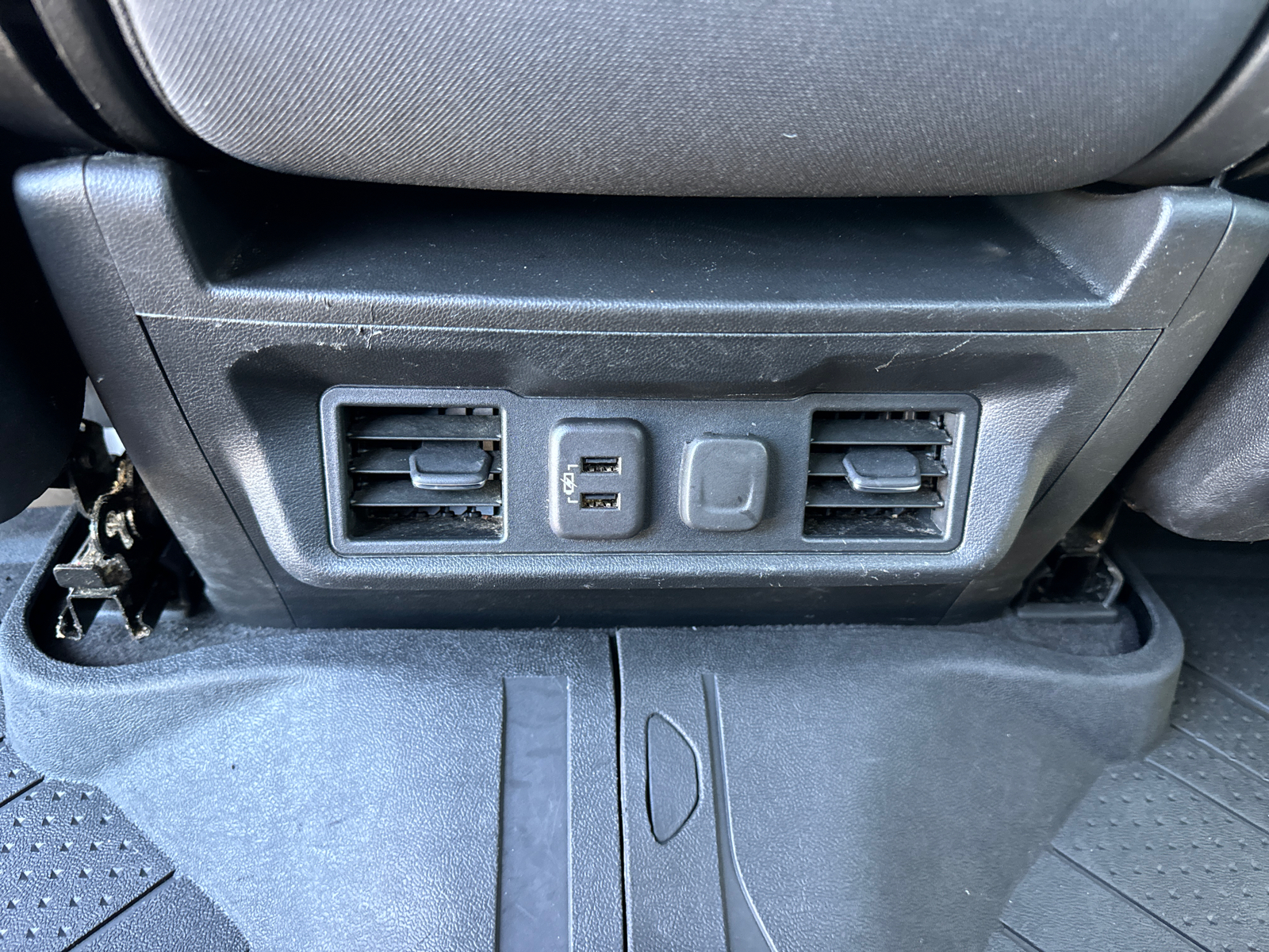 2019 Chevrolet Silverado 1500 LT 27