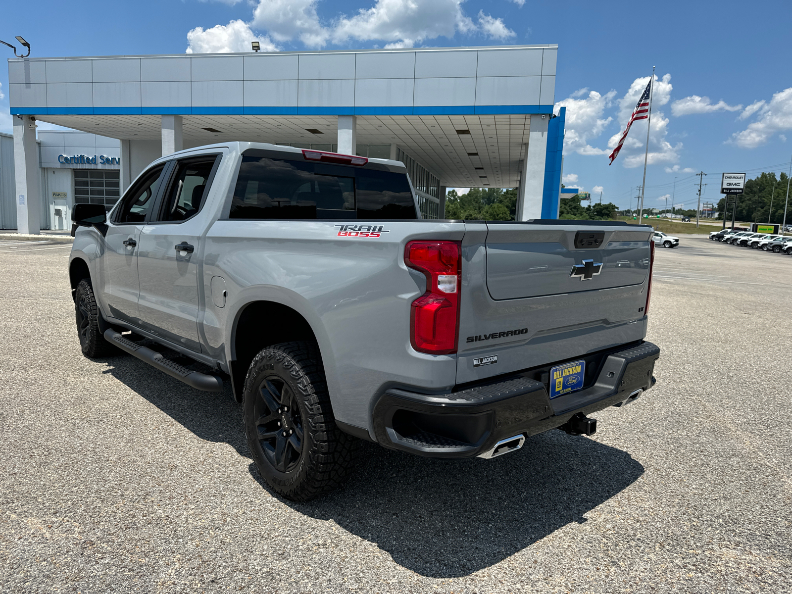 2024 Chevrolet Silverado 1500 LT Trail Boss 5