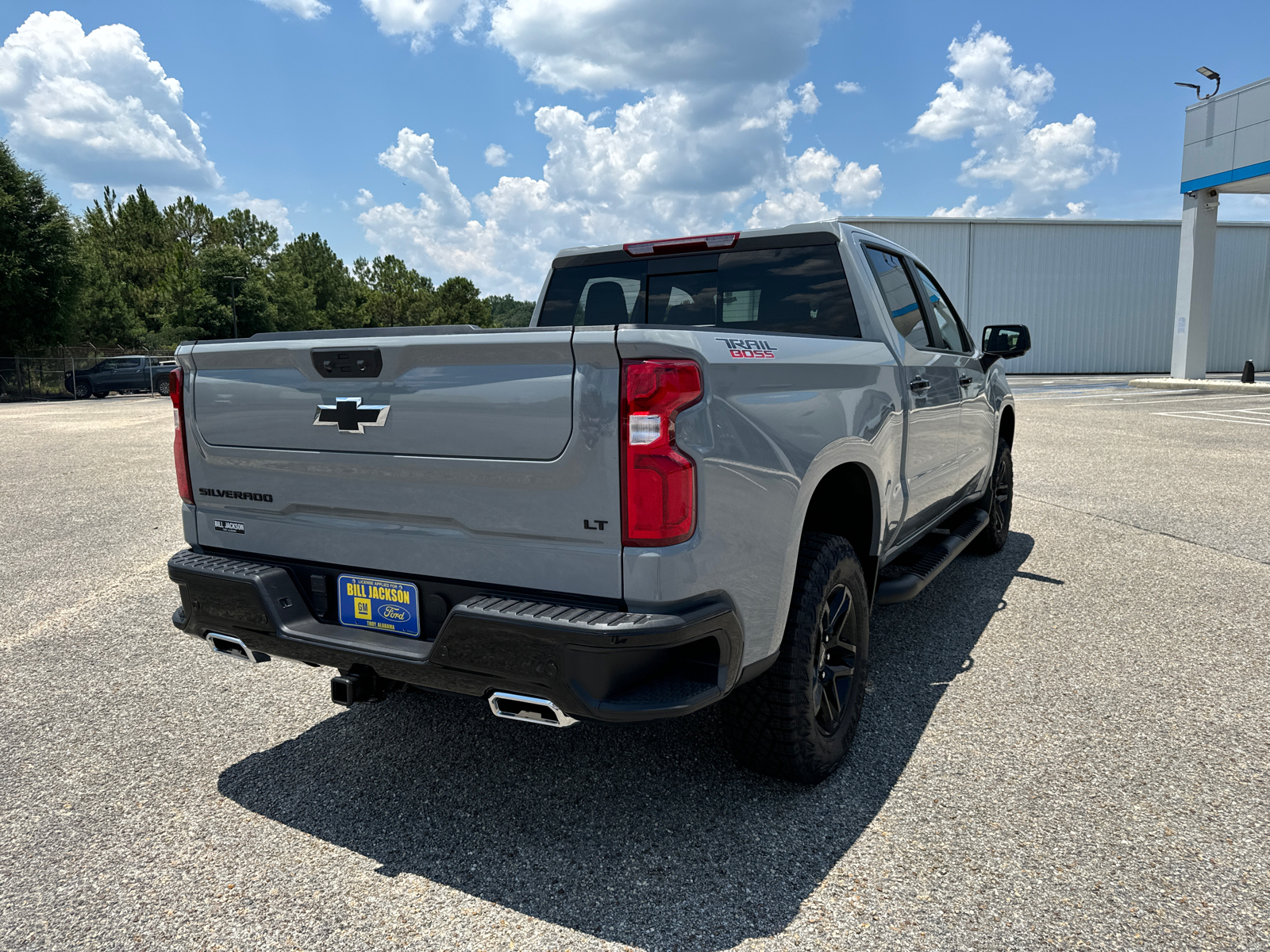 2024 Chevrolet Silverado 1500 LT Trail Boss 7