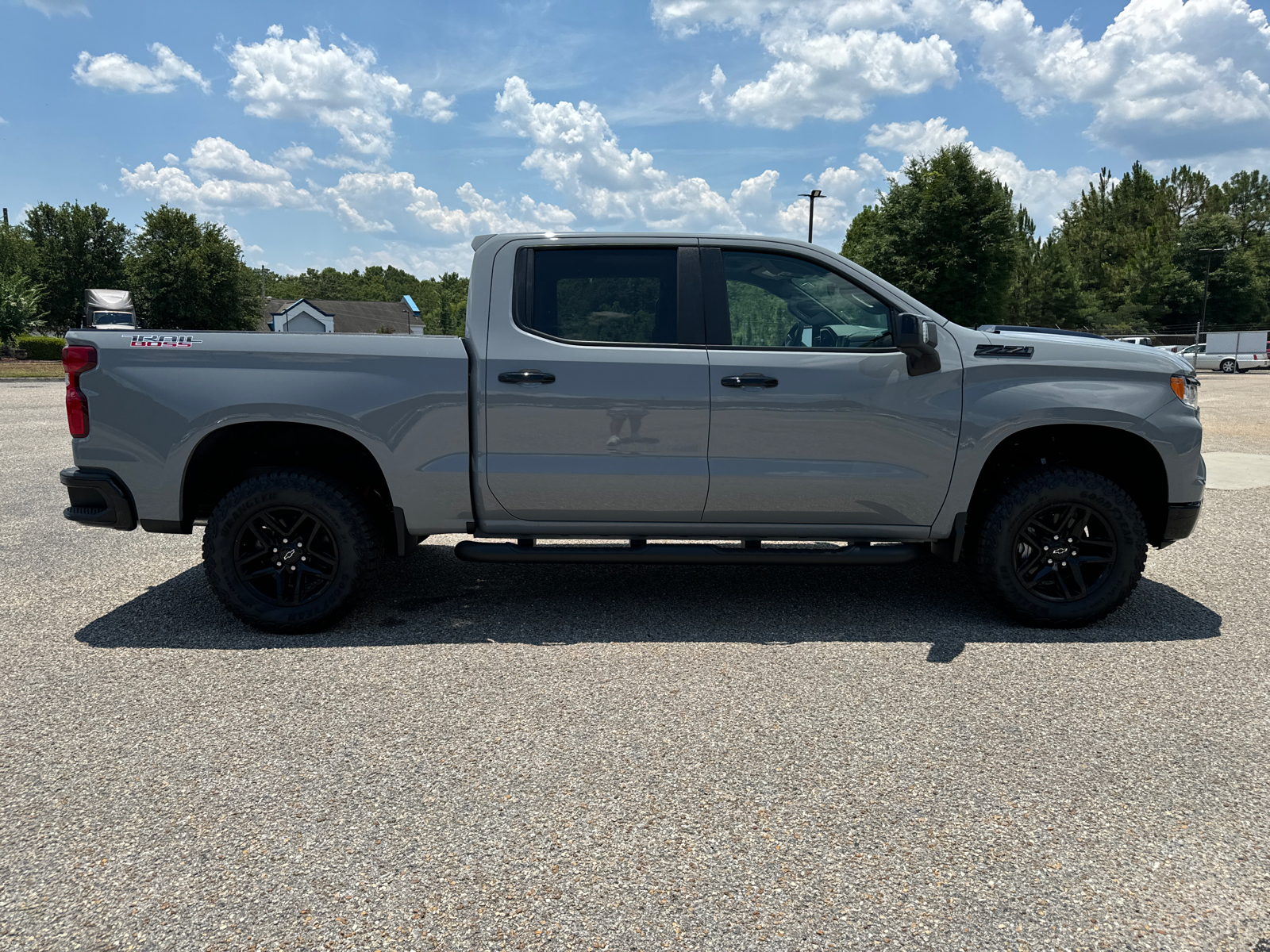 2024 Chevrolet Silverado 1500 LT Trail Boss 8