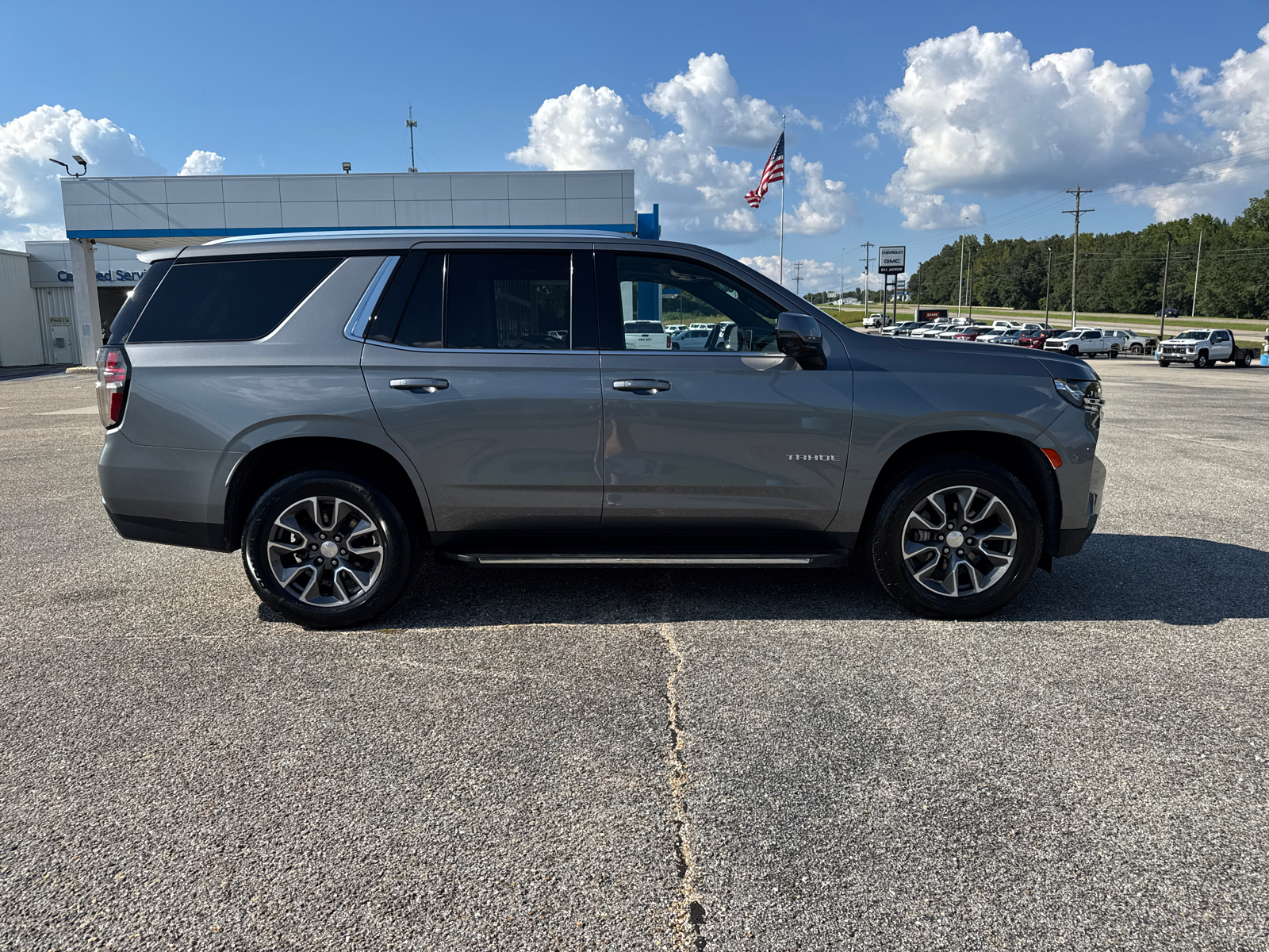 2021 Chevrolet Tahoe LT 8