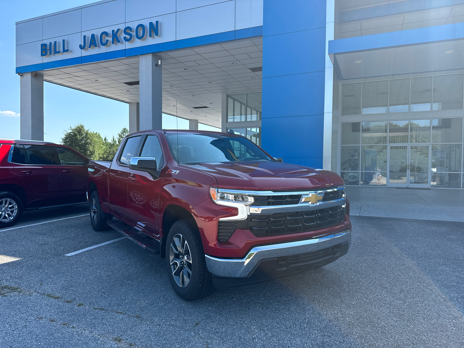 2024 Chevrolet Silverado 1500 LT 1